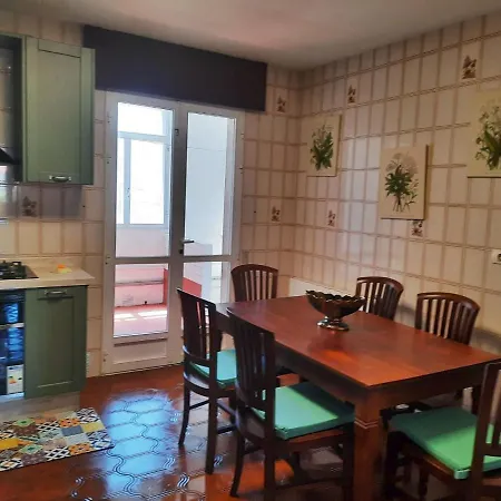 Piso Aguino-castelos 1ºpl.